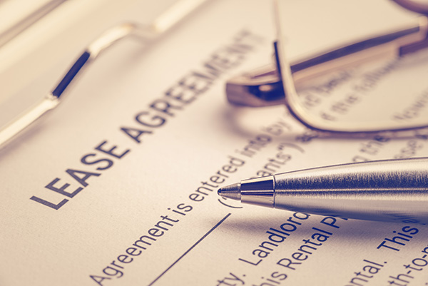 Comparing Commercial and Residential Leases